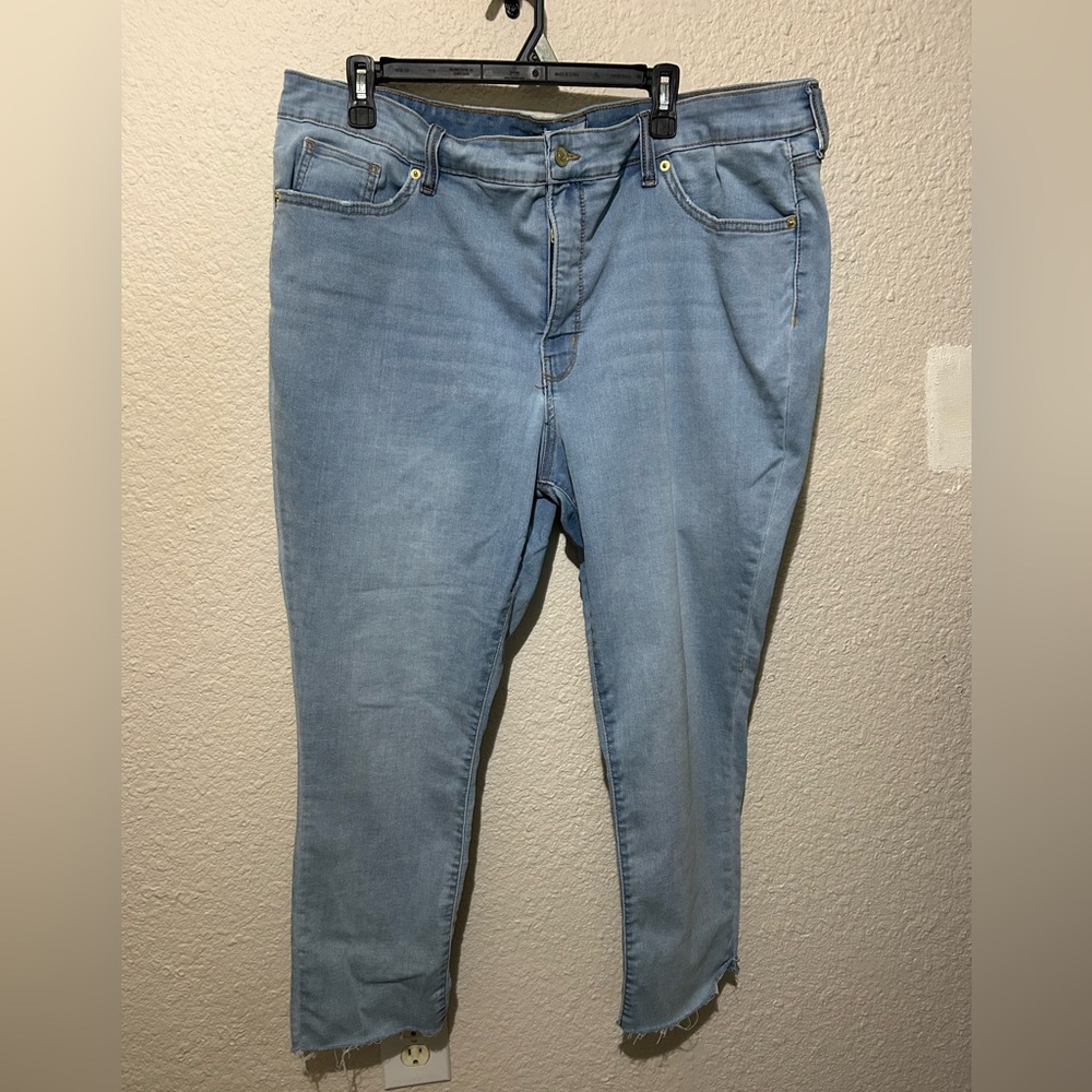 Crown & Ivy jeans